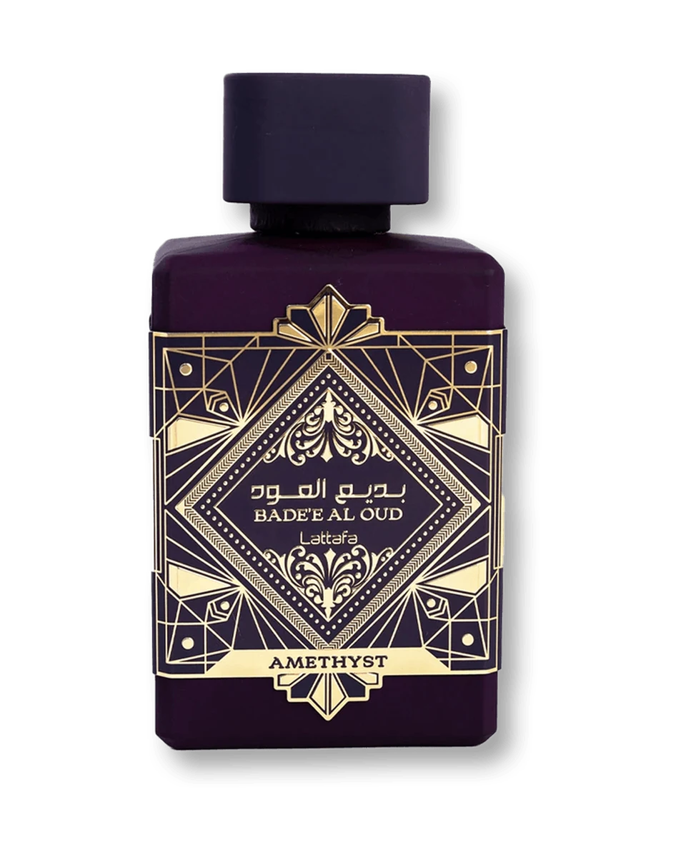 Frasco de Lattafa Badee Al Oud Amethyst